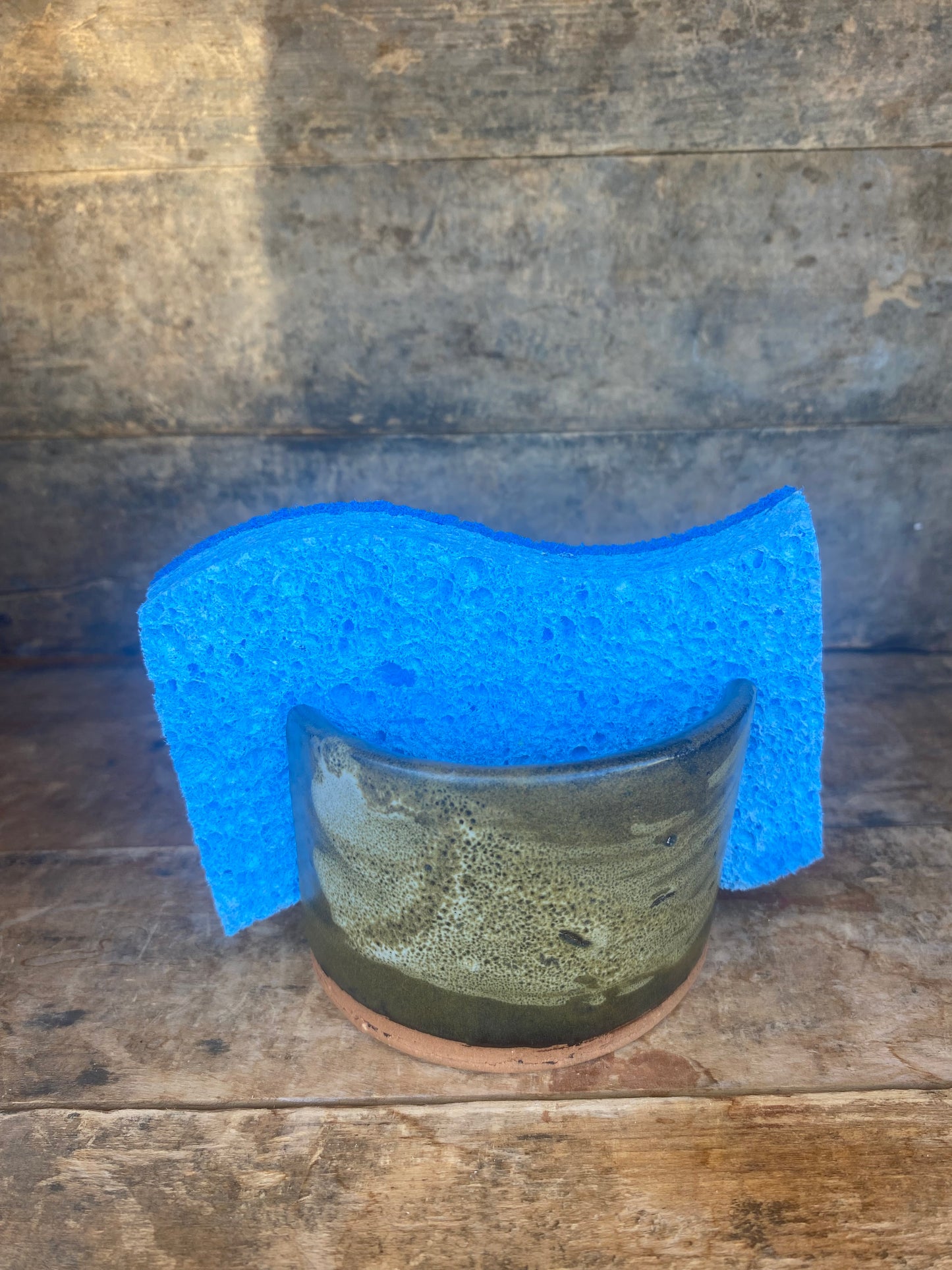 Wild Clay Sponge Holder Brown