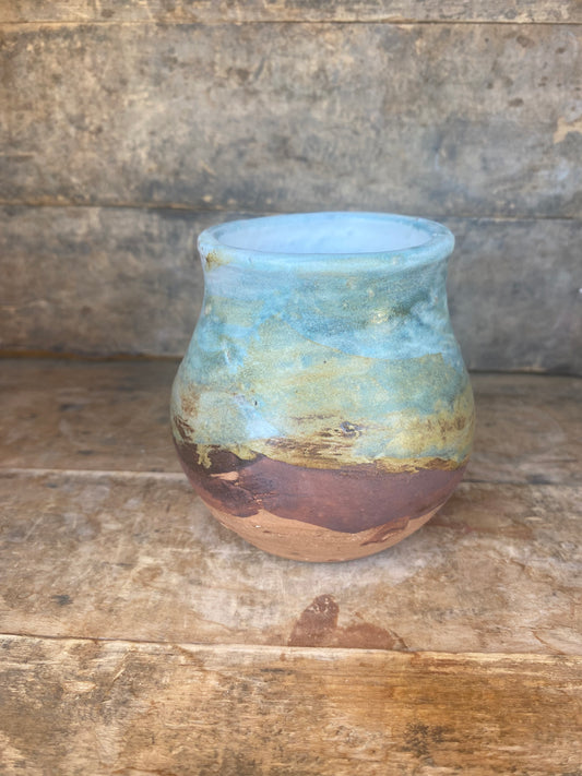 Small Wild Clay Vase White